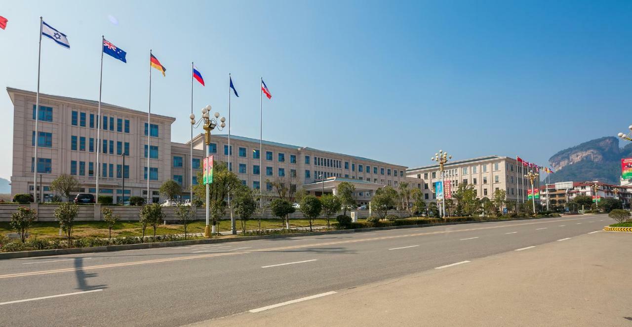 Millennium Resort Wuyishan Wuyishan  Exteriör bild