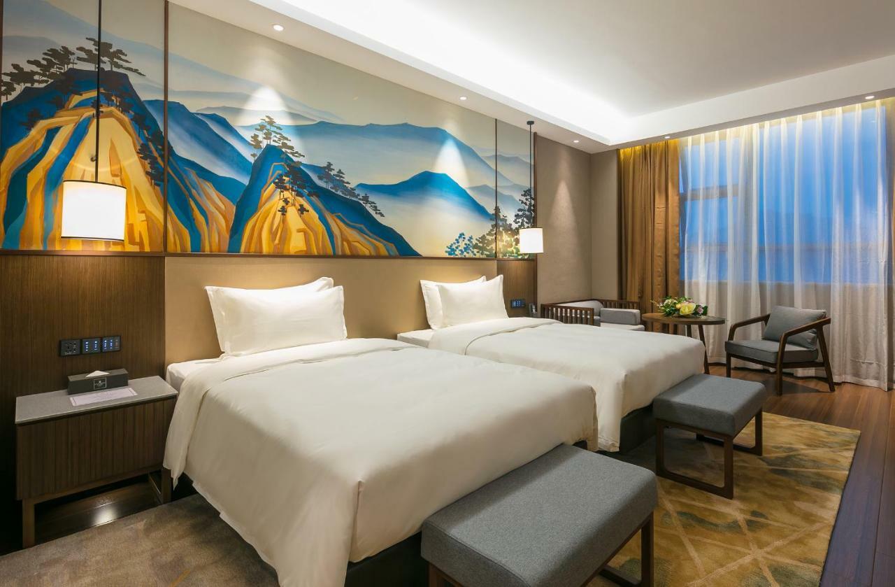Millennium Resort Wuyishan Wuyishan  Exteriör bild